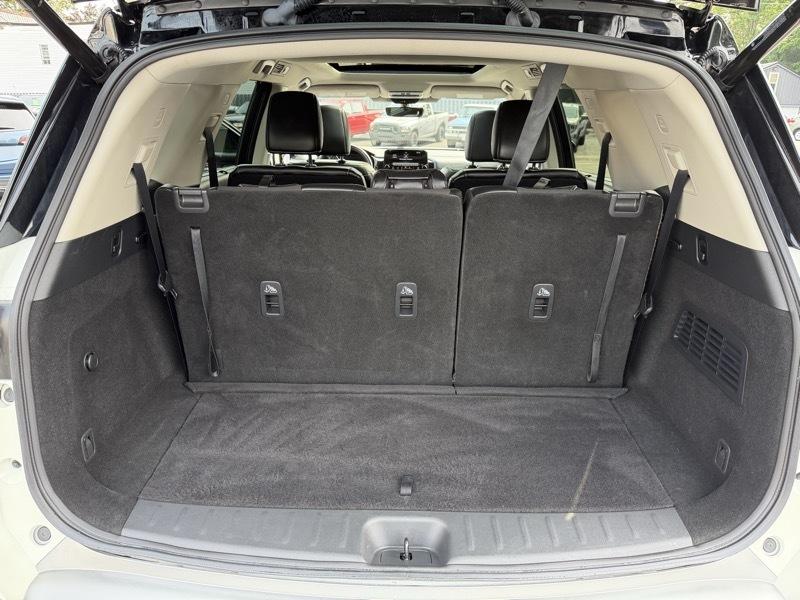 Nissan Pathfinder SL 4WD 2024