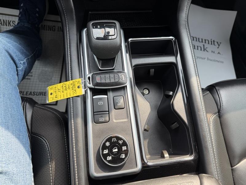 Nissan Pathfinder SL 4WD 2024