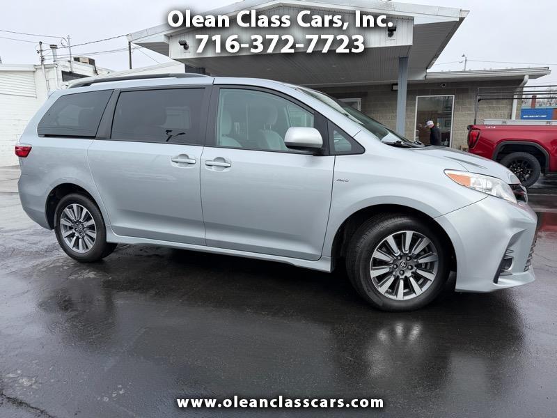 2020 Toyota Sienna LE 7-Passenger AWD