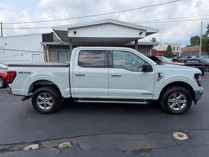 Ford F-150 XLT SuperCrew 4WD 2024
