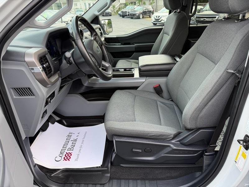 Ford F-150 XLT SuperCrew 4WD 2024