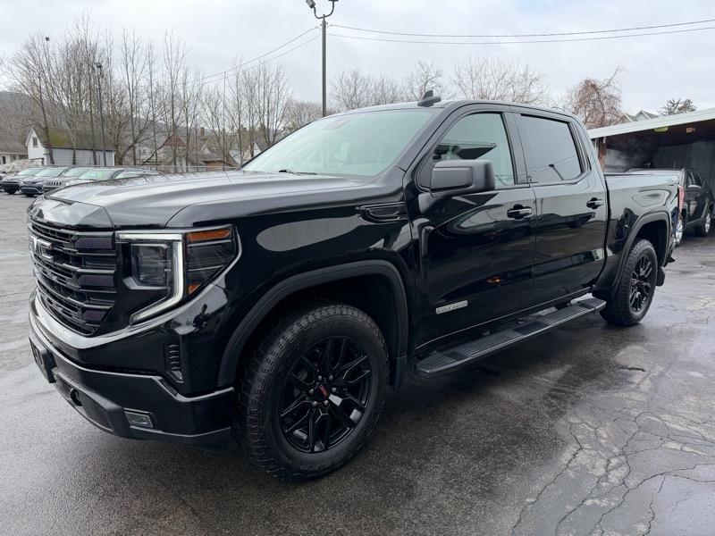 GMC Sierra 1500 Elevation L Crew Cab 4WD 2022