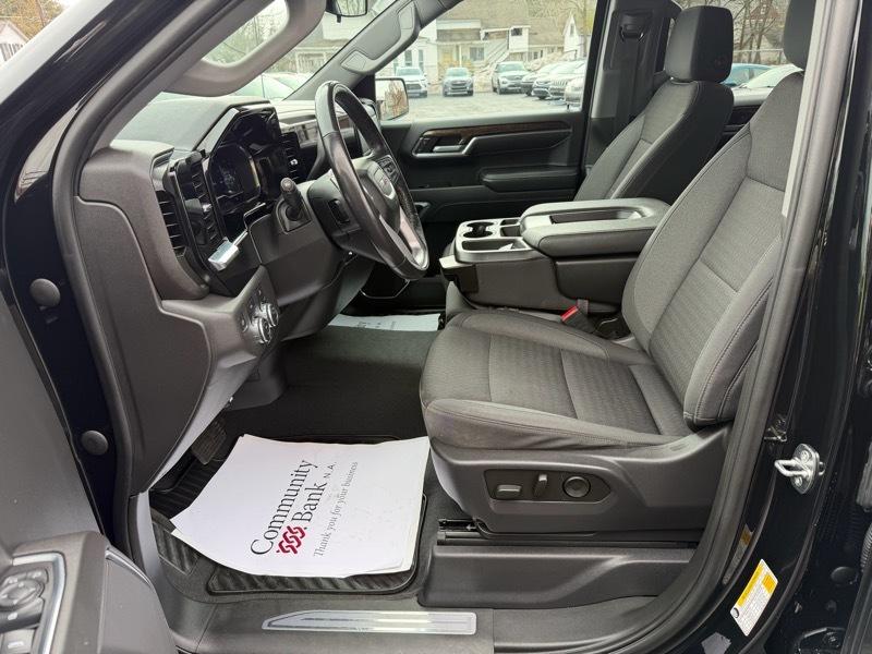 GMC Sierra 1500 Elevation L Crew Cab 4WD 2022