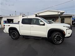 2023 Nissan Frontier 