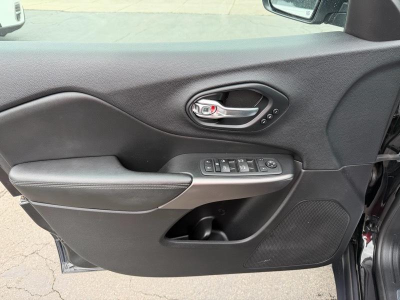 Jeep Cherokee Limited 4WD 2019