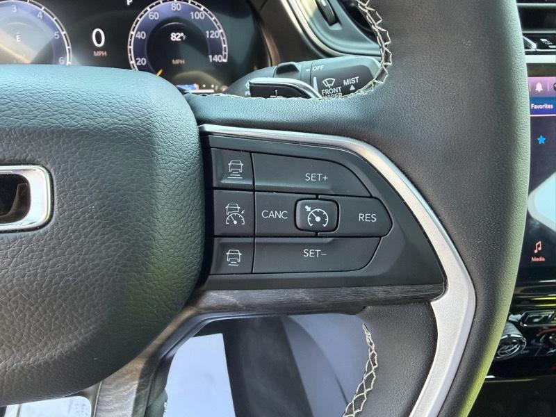 Jeep Grand Cherokee L Limited 4WD 2025