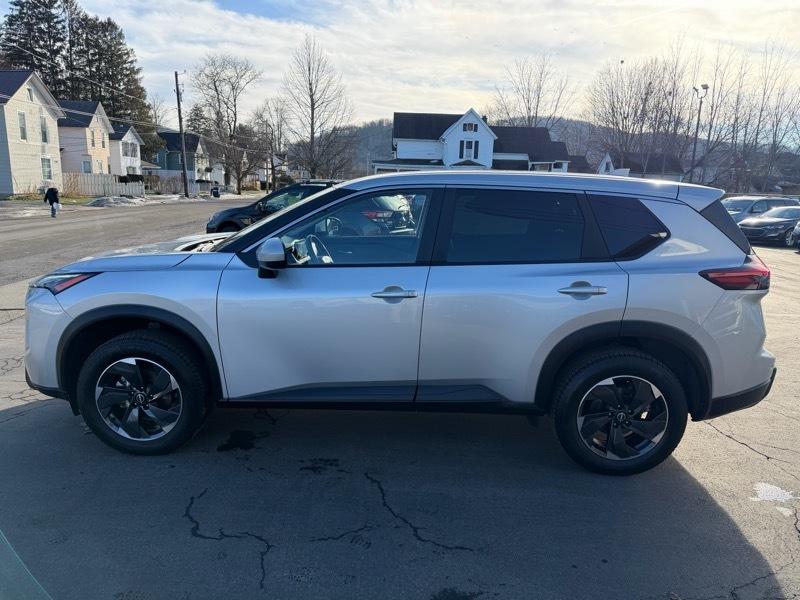 Nissan Rogue SV AWD 2025
