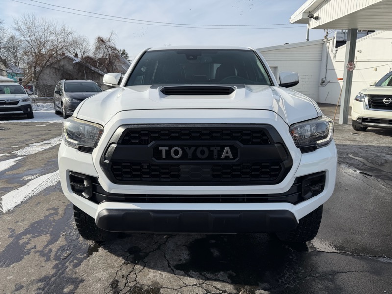 Toyota Tacoma  2018
