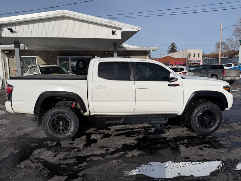Toyota Tacoma  2018