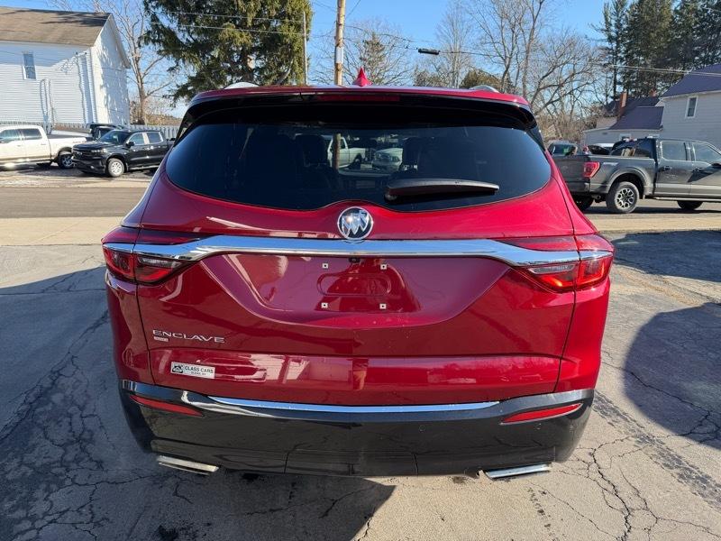 Buick Enclave Essence AWD 2021