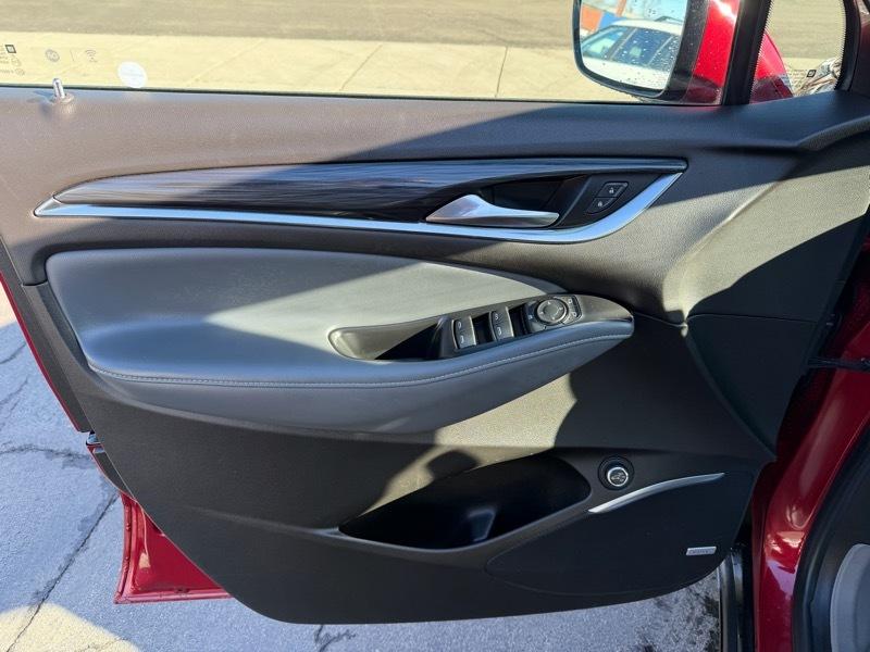 Buick Enclave Essence AWD 2021