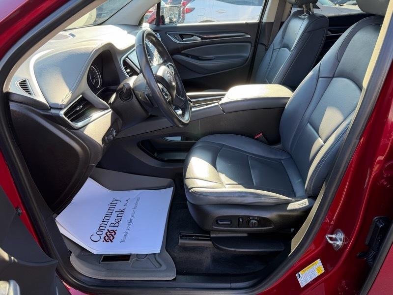 Buick Enclave Essence AWD 2021