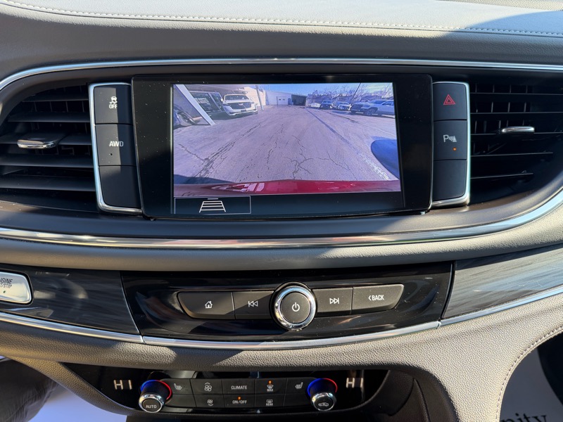 Buick Enclave Essence AWD 2021