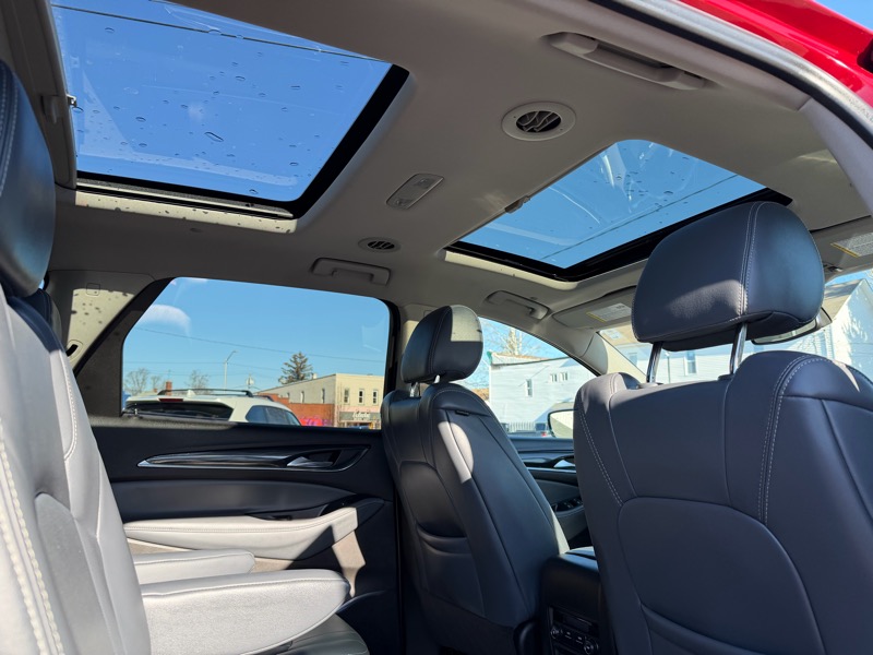 Buick Enclave Essence AWD 2021