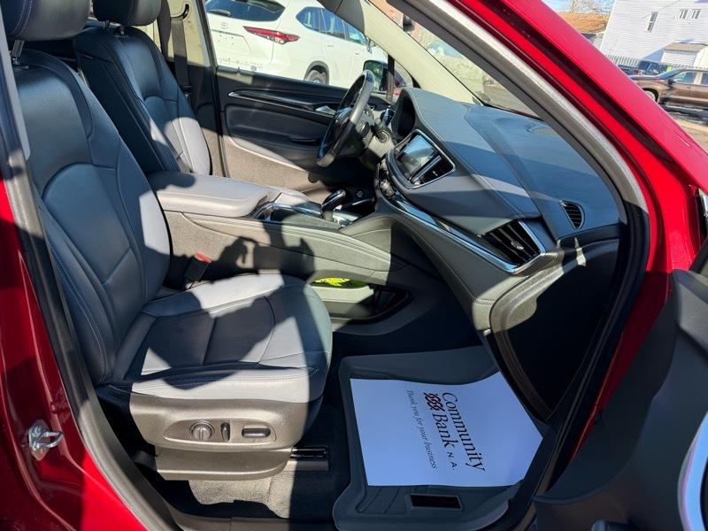 Buick Enclave Essence AWD 2021