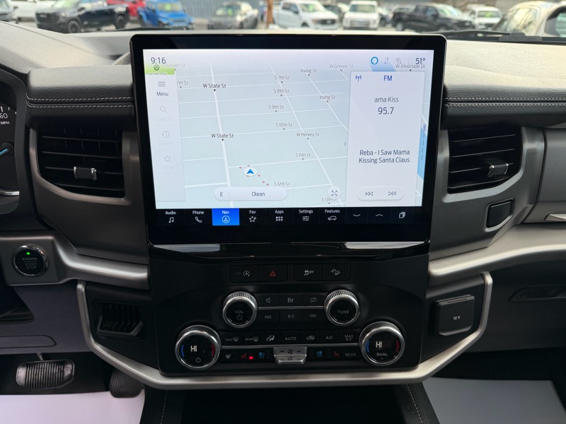 Ford Expedition XLT 4WD 2024