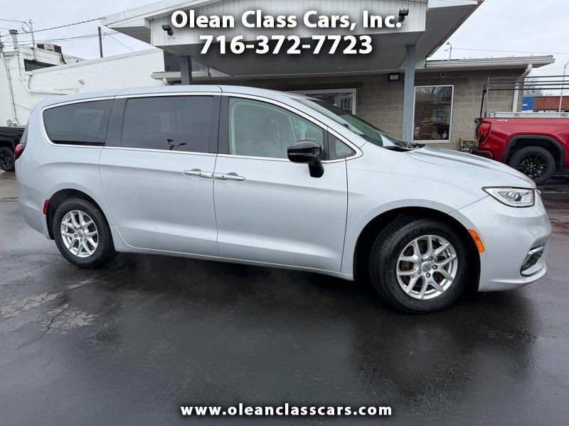 Chrysler Pacifica Touring L 2024