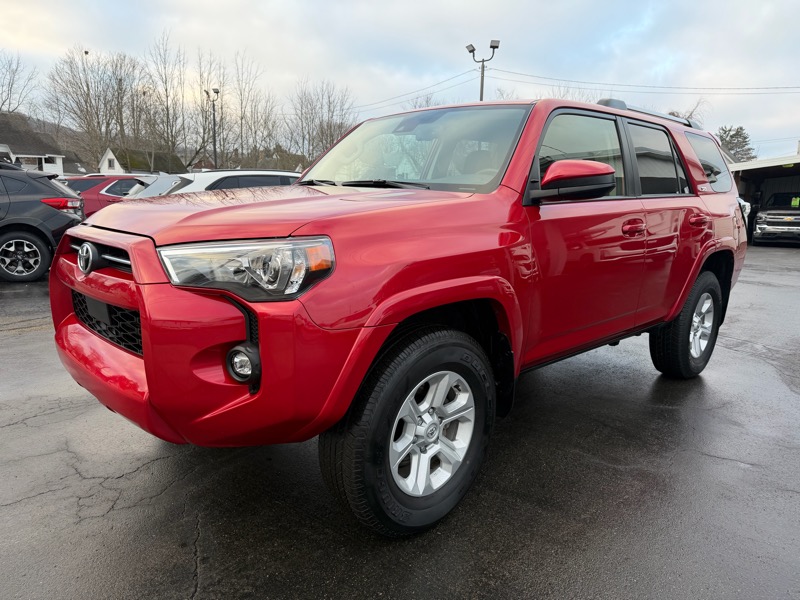 Toyota 4Runner SR5 4WD 2024