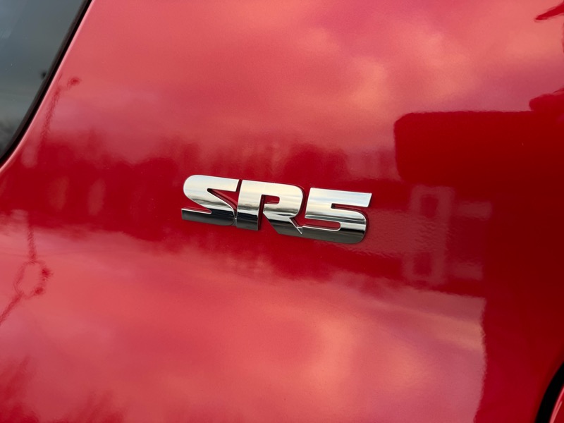 Toyota 4Runner SR5 4WD 2024