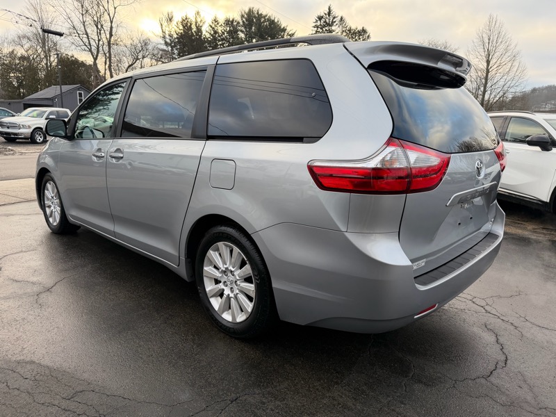 Toyota Sienna Limited AWD 7-Passenger V6 2015