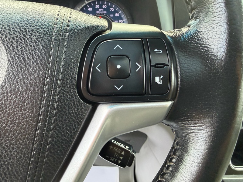 Toyota Sienna Limited AWD 7-Passenger V6 2015