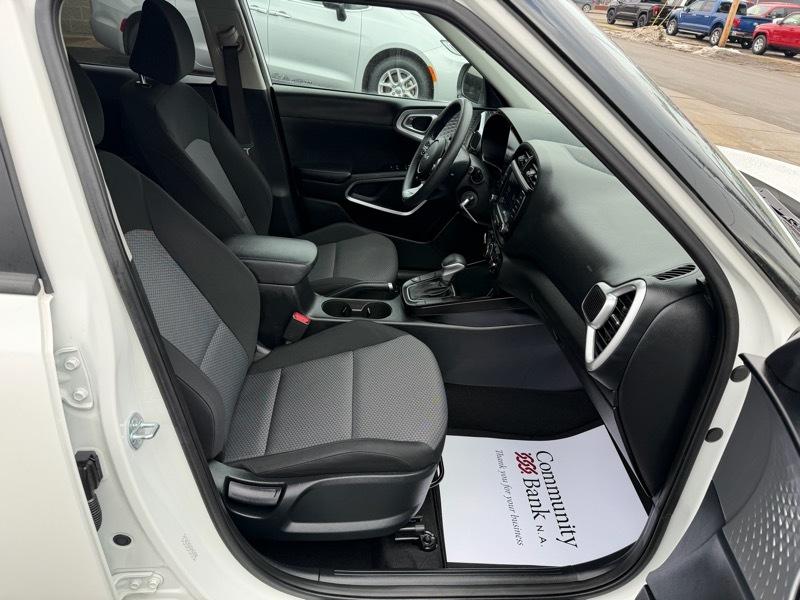 Kia Soul LX CVT 2023