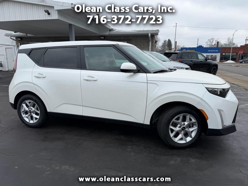 Kia Soul LX CVT 2023