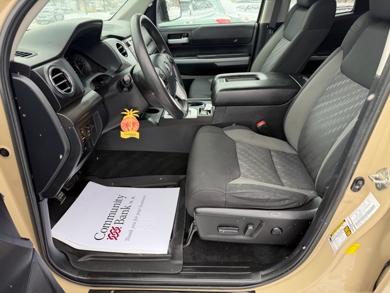 Toyota Tundra SR5 5.7L V8 Double Cab 4WD 2020