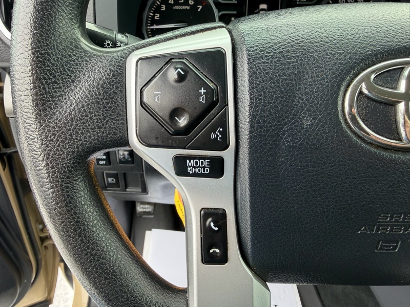 Toyota Tundra SR5 5.7L V8 Double Cab 4WD 2020