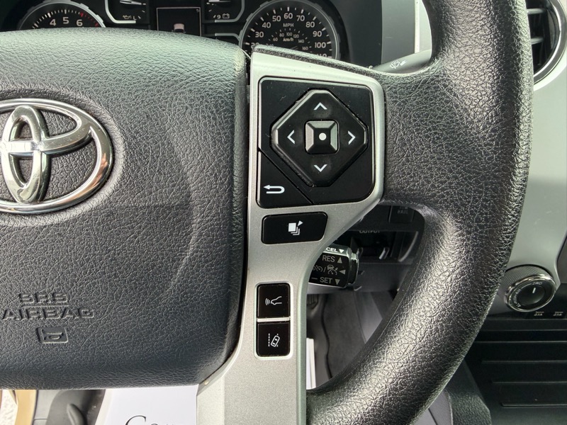 Toyota Tundra SR5 5.7L V8 Double Cab 4WD 2020