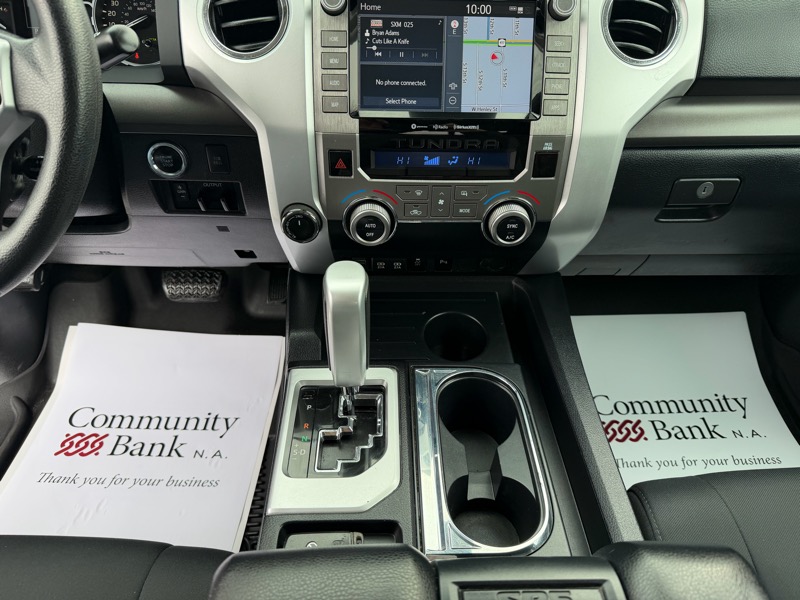 Toyota Tundra SR5 5.7L V8 Double Cab 4WD 2020