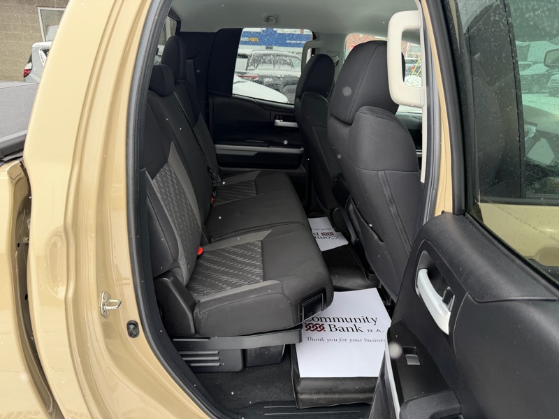 Toyota Tundra SR5 5.7L V8 Double Cab 4WD 2020