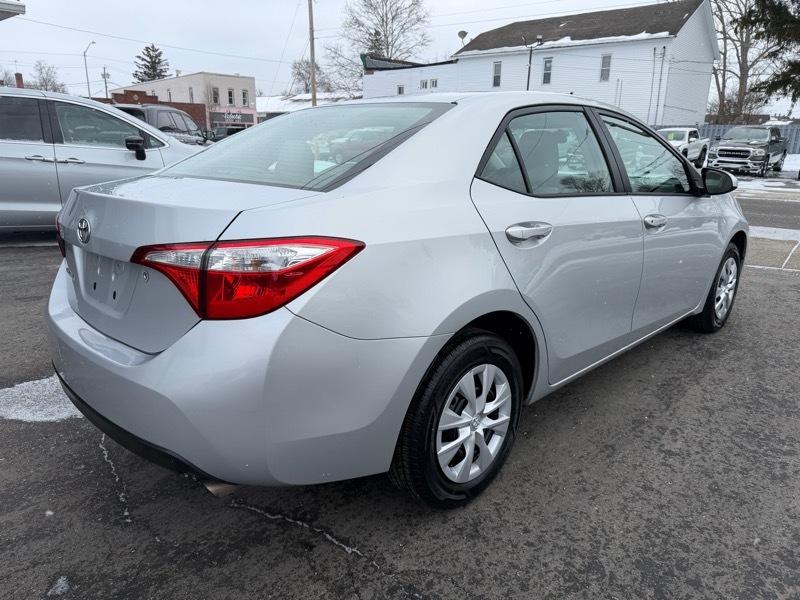Toyota Corolla LE 2015