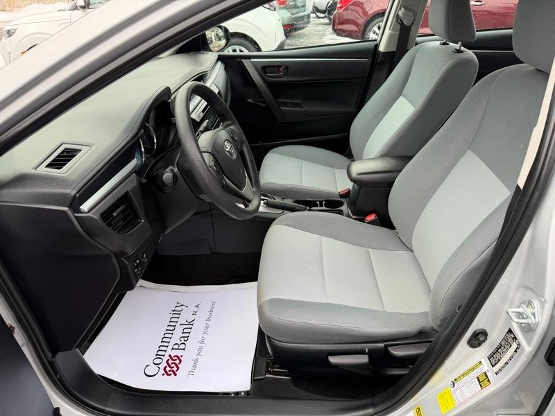 Toyota Corolla LE 2015