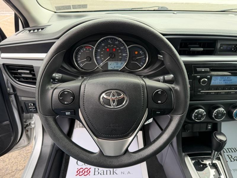 Toyota Corolla LE 2015