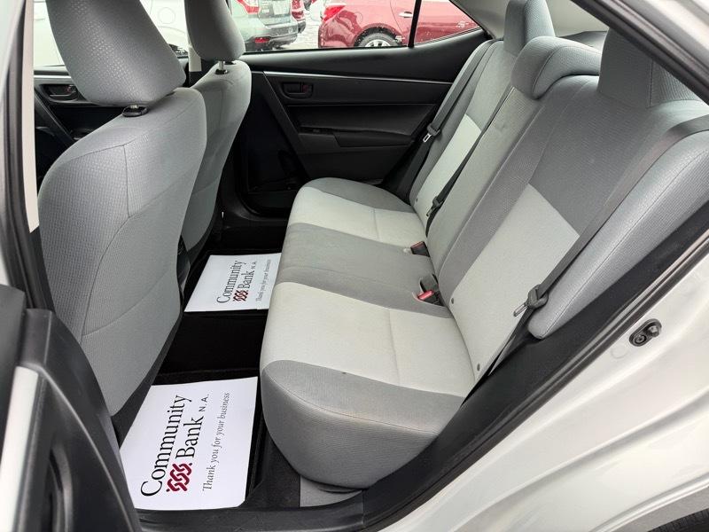 Toyota Corolla LE 2015