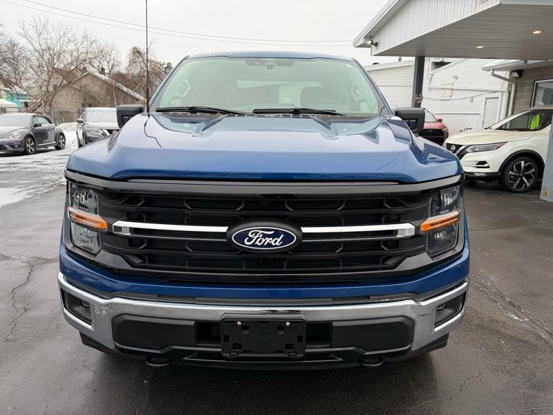 Ford F-150 XLT SuperCrew 4WD 2025