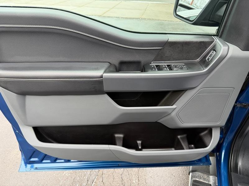 Ford F-150 XLT SuperCrew 4WD 2025