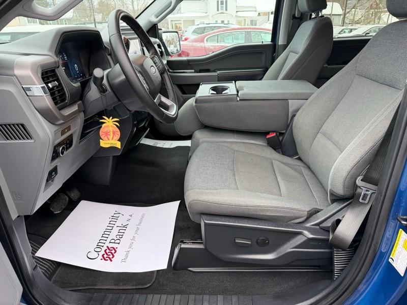 Ford F-150 XLT SuperCrew 4WD 2025