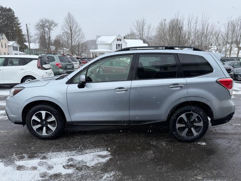 Subaru Forester 2.5i Premium PZEV CVT 2017