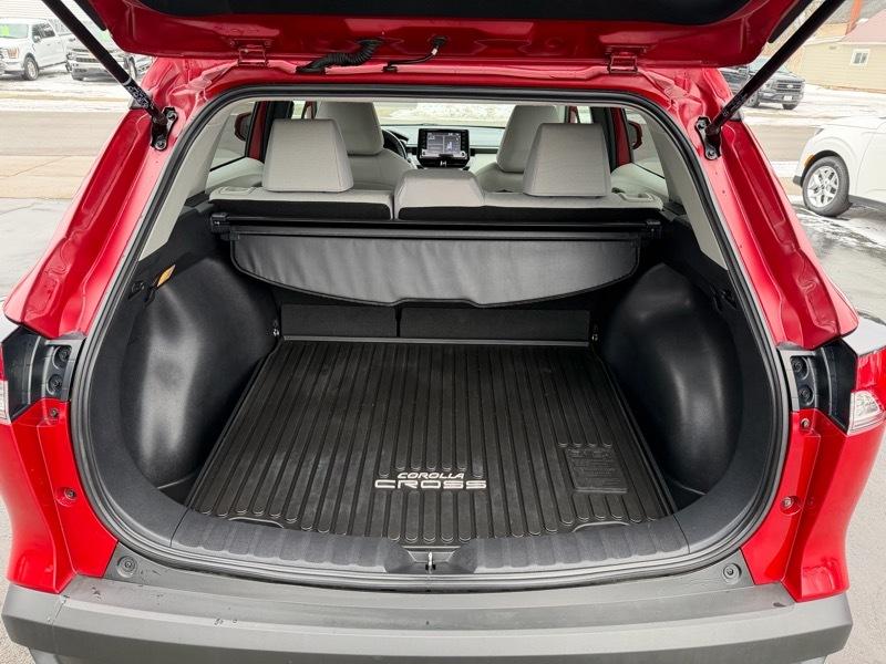 Toyota Corolla Cross LE AWD 2022