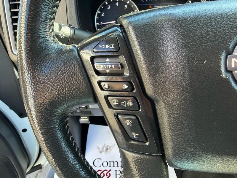 Nissan Frontier SV Crew Cab 4WD 2022