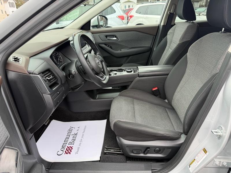 Nissan Rogue SV AWD 2023