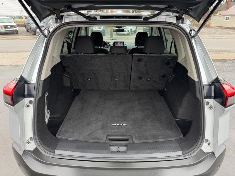 Nissan Rogue SV AWD 2023