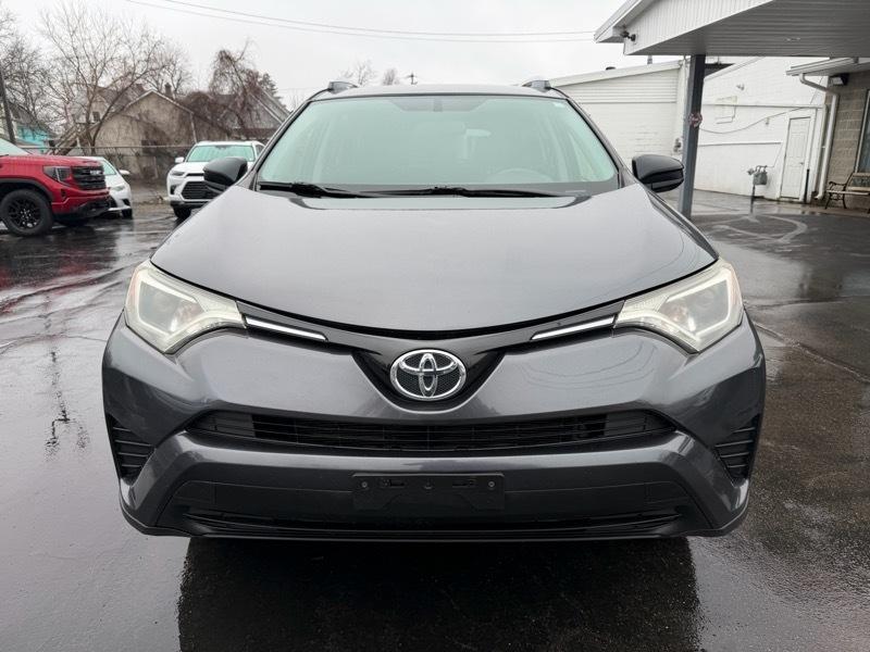 Toyota RAV4 LE AWD 2016