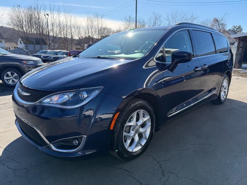 Chrysler Pacifica Touring-L 2017