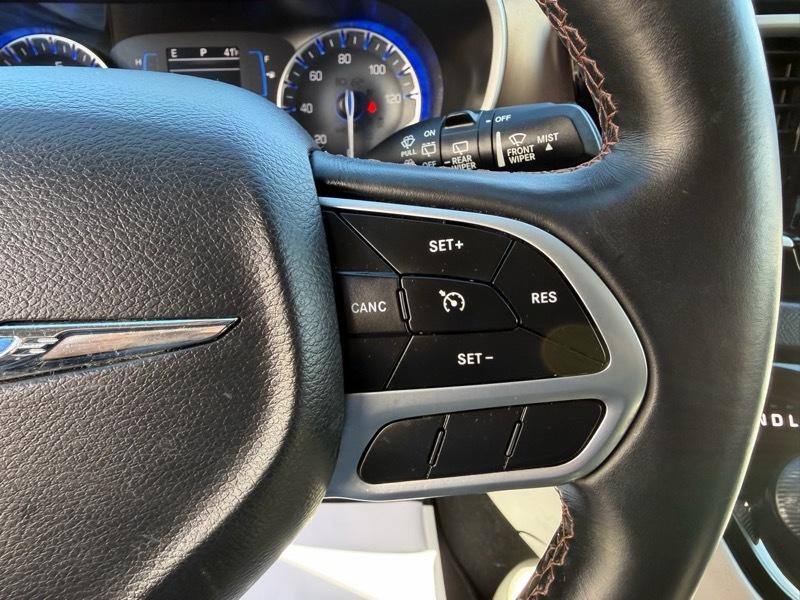 Chrysler Pacifica Touring-L 2017