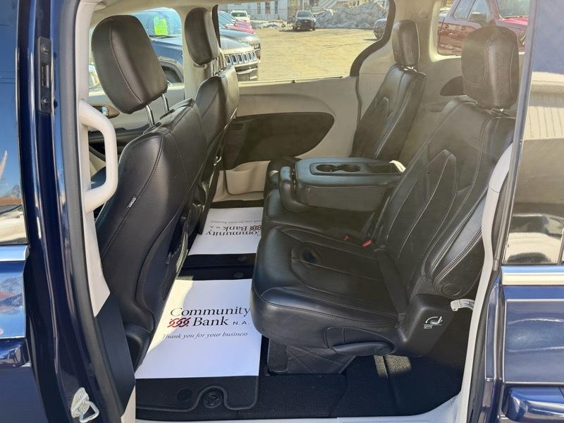 Chrysler Pacifica Touring-L 2017