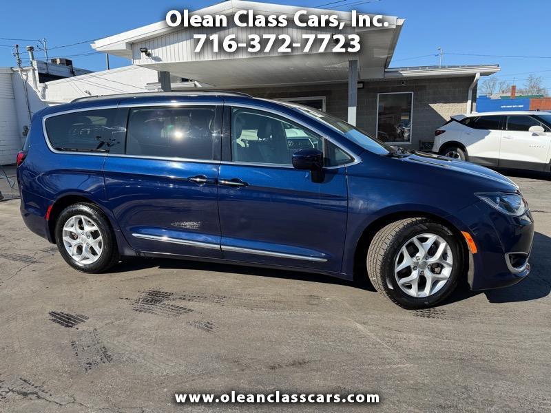 Chrysler Pacifica Touring-L 2017
