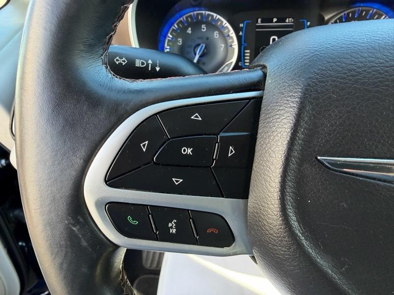 Chrysler Pacifica Touring-L 2017